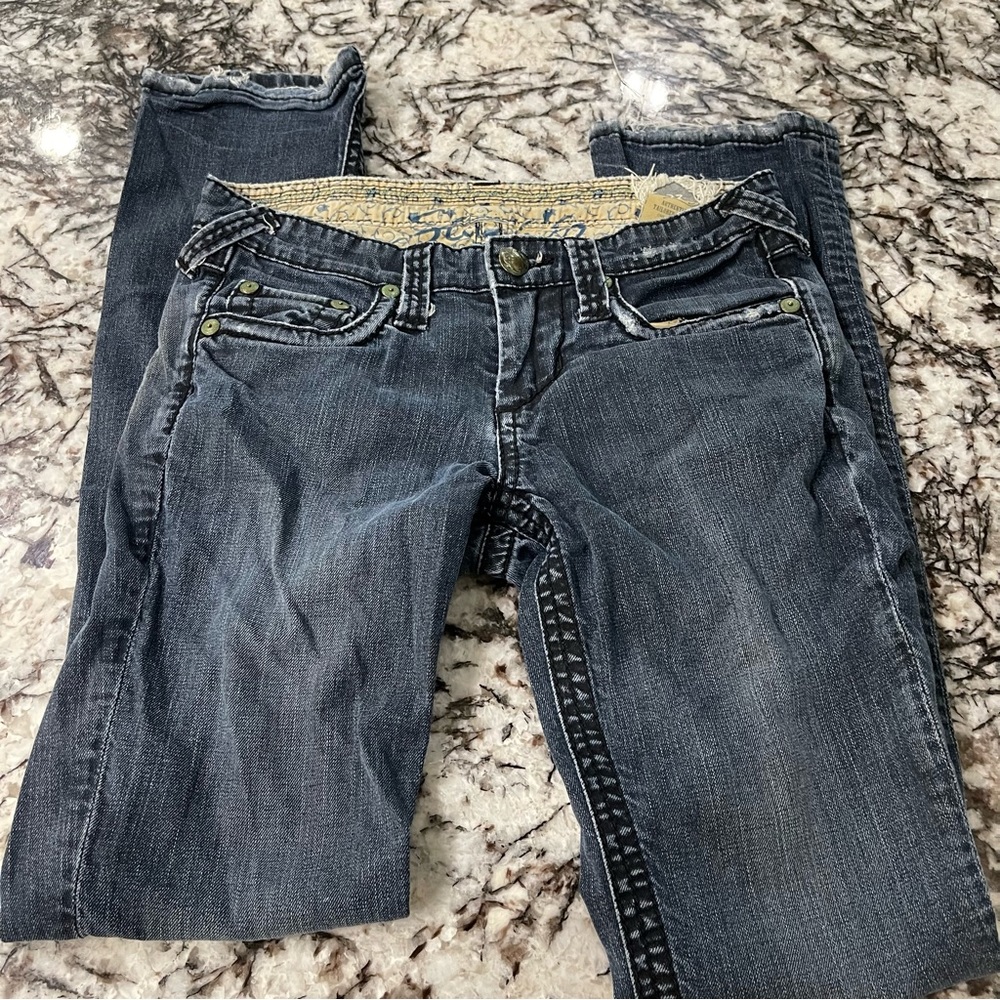 Women’s Stitch Jeans 27